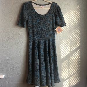 LulaRoe Nicole Dress (M)